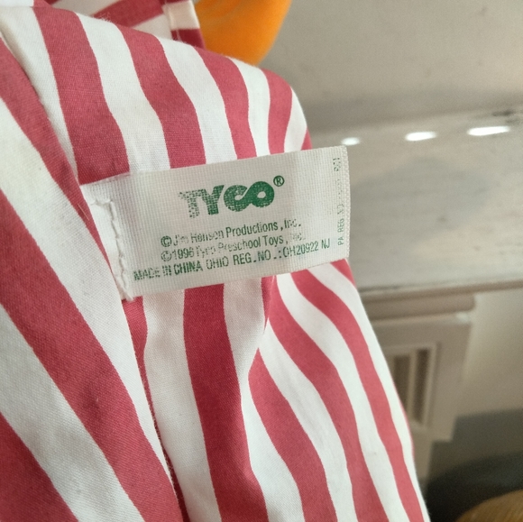 Vintage 1990's Sesame Street Sing and Snore Ernie - Picture 7 of 8